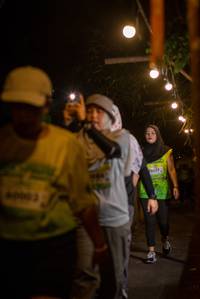 BIB: 20077
                            <button type="button" onclick="openModal(21807581)" class="btn btn-primary btn-sm float-right btn-popup" data-toggle="modal" data-target=".modal-high-quality">
                        <i class="fas fa-shopping-cart"></i> Add to Cart
                    </button>
                                            <button type="button" onclick="isThisMe(21807581, true)" class="btn btn-success btn-sm float-right btn-popup btn-isme hidden" data-toggle="tooltip" data-placement="bottom" title="นี่คือรูปของคุณใช่ไหม คลิกที่นี่เพื่อเอาเข้าอัลบั้ม">
                        <i class="fas fa-plus"></i> Add to album
                    </button>
                    <button type="button" onclick="isThisMe(21807581, false)" class="btn btn-warning btn-sm float-right btn-popup btn-isnotme hidden">
                        <i class="fas fa-ban"></i> Remove from album
                    </button>